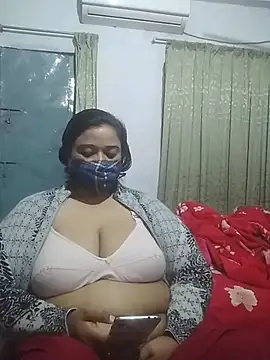 momo loves online show from February 14, 2026, 5:43 pm