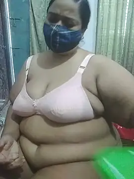 momo loves online show from May 11, 2026, 2:17 am