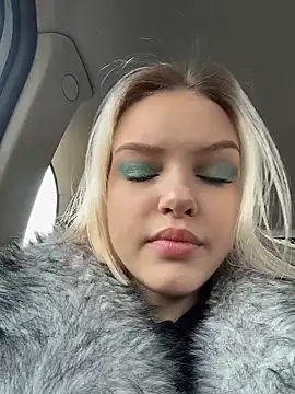 AshleyMur online show from March 5, 2026, 4:52 am