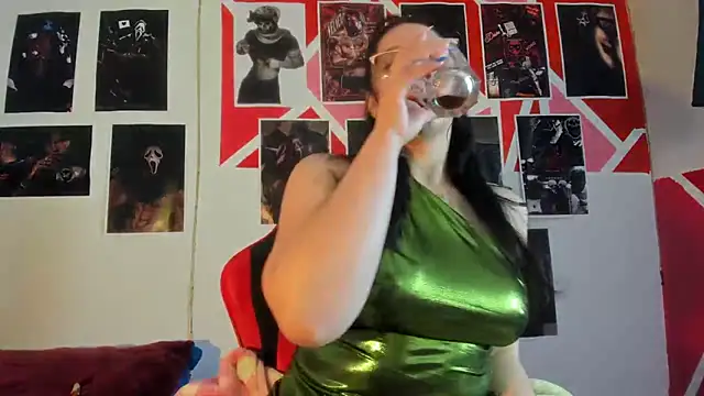 abril onnel online show from April 18, 2026, 7:58 pm