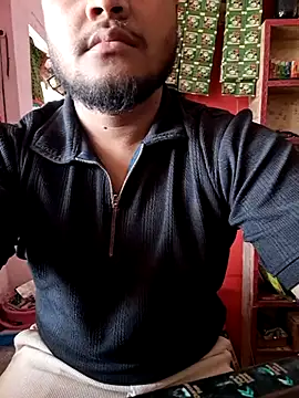 RaiStarrrr0-9 online show from January 9, 2026, 4:37 am