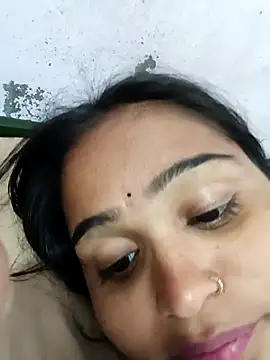 Snapshot of Cute--Aditi chatting on January 7, 2026, 3:14 pm Cute--Aditi online show from January 7, 2026, 3:14 pm