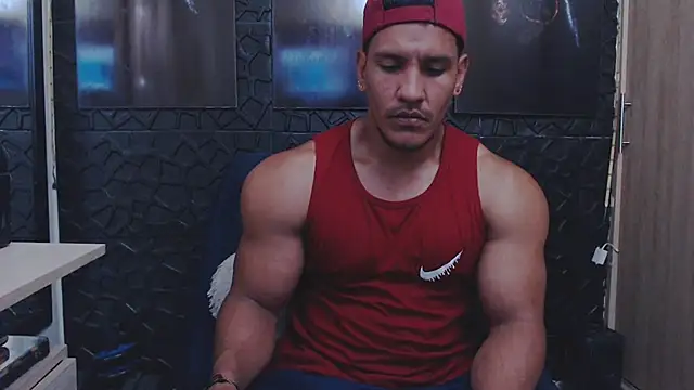 Snapshot of viktor_herrera chatting on April 28, 2026, 5:18 pm viktor herrera online show from April 28, 2026, 5:18 pm