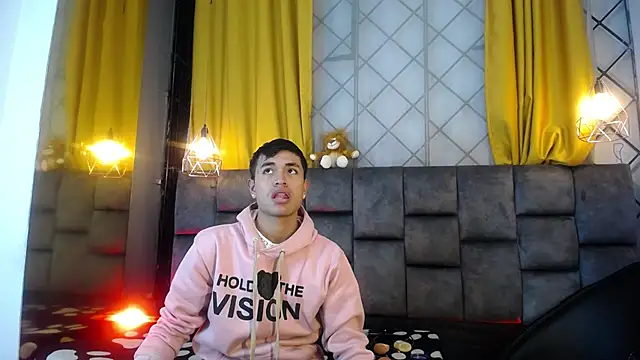 Maik Russo online show from February 12, 2026, 10:54 am