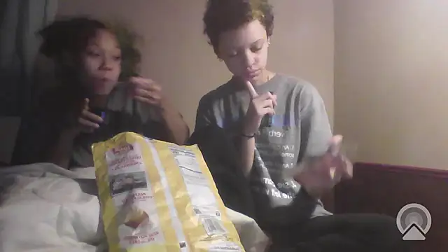 Snapshot of jojosbizarrelyf chatting on January 10, 2026, 3:30 am jojosbizarrelyf online show from January 10, 2026, 3:30 am