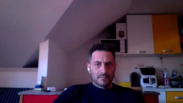 colosone online show from April 4, 2026, 1:41 pm