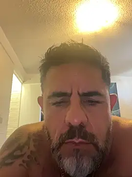 wolfbucker online show from January 7, 2026, 5:59 pm