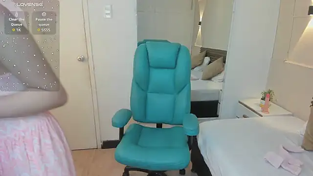 Snapshot of salome_diamond chatting on February 6, 2026, 6:55 pm salome diamond online show from February 6, 2026, 6:55 pm