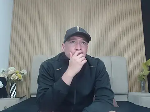 Snapshot of LesterJoness chatting on January 7, 2026, 6:21 pm LesterJoness online show from January 7, 2026, 6:21 pm