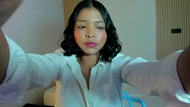 MorganRose4 online show from January 10, 2026, 4:14 am