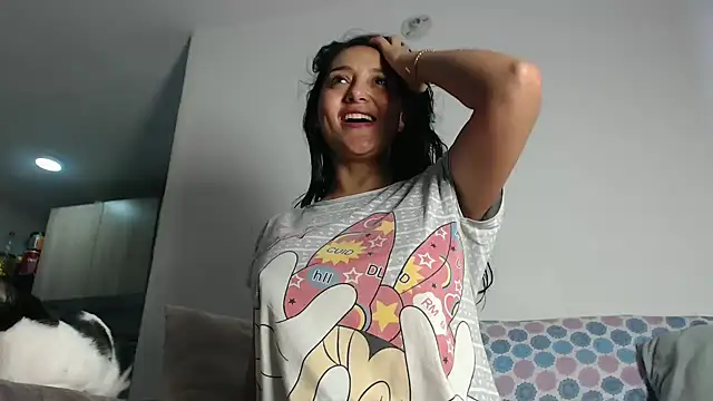 samanta xi online show from May 26, 2026, 11:39 am