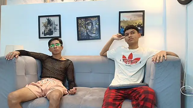 AVENGER BOYS2026 online show from February 7, 2026, 1:20 am