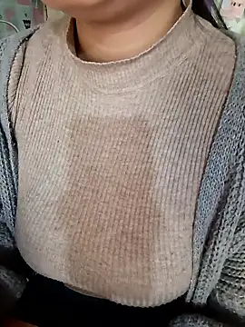 Snapshot of Tulip_Giang chatting on January 13, 2026, 4:29 am Tulip Giang online show from January 13, 2026, 4:29 am