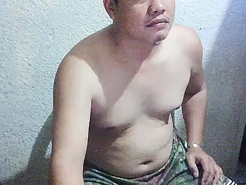 Snapshot of UrAsianGuy90 chatting on January 18, 2026, 11:58 am UrAsianGuy90 online show from January 18, 2026, 11:58 am