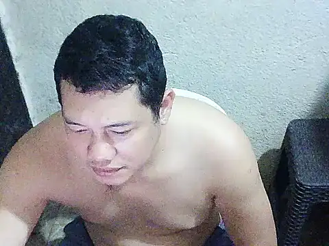 Snapshot of UrAsianGuy90 chatting on March 30, 2026, 5:19 am UrAsianGuy90 online show from March 30, 2026, 5:19 am