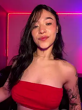 crystal dlun online show from January 18, 2026, 4:11 pm