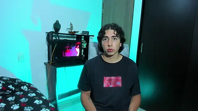 Snapshot of Keisuke_Baji_ chatting on January 8, 2026, 1:35 pm Keisuke Baji online show from January 8, 2026, 1:35 pm