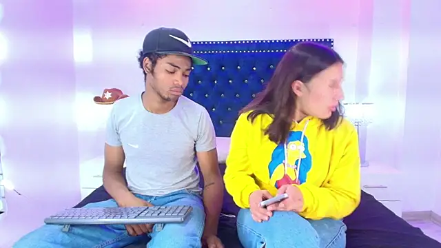 Cristal and luke online show from April 22, 2026, 3:31 am