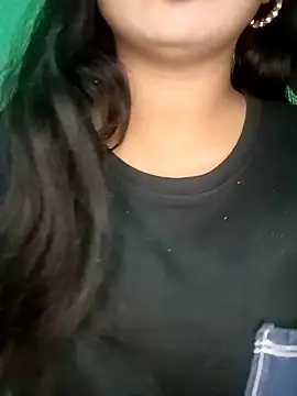 Snapshot of cute_dipa chatting on February 6, 2026, 8:18 am cute dipa online show from February 6, 2026, 8:18 am