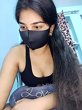 babydoll7172 online show from February 25, 2026, 5:55 pm