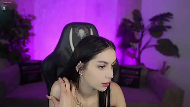 Snapshot of Mila_Rose054 chatting on February 8, 2026, 11:24 am Mila Rose054 online show from February 8, 2026, 11:24 am