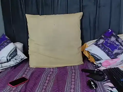 Snapshot of Sexy_Doll_xXx chatting on February 19, 2026, 6:15 pm Sexy Doll xXx online show from February 19, 2026, 6:15 pm