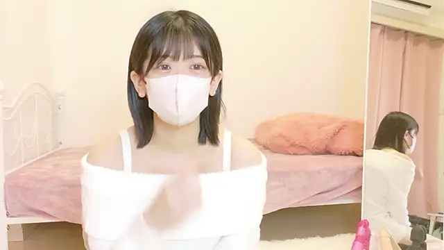 Snapshot of yuruchan_ chatting on February 13, 2026, 11:28 am yuruchan online show from February 13, 2026, 11:28 am