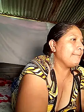 Mamasita2026 online show from January 7, 2026, 3:25 pm