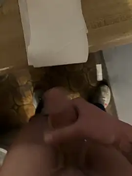 Nutsohard online show from February 12, 2026, 7:53 pm