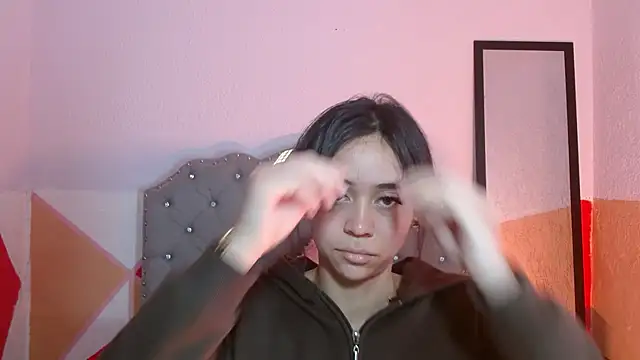 sofiaspring online show from July 8, 2026, 2:43 pm