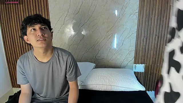 Snapshot of benji_and_nathan chatting on January 14, 2026, 11:16 am benji and nathan online show from January 14, 2026, 11:16 am