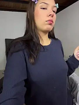 Kitty20205 online show from April 18, 2026, 4:49 am