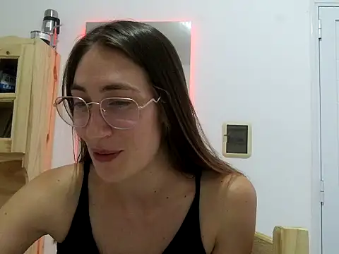 Noracherry online show from February 24, 2026, 10:08 pm