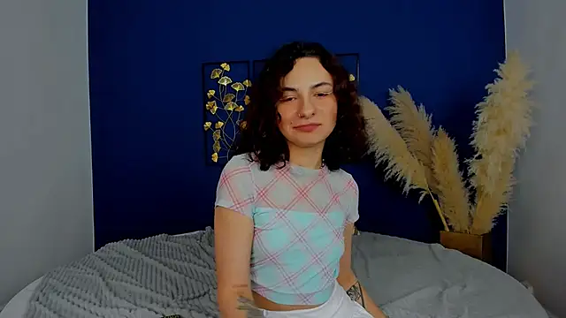 RIANA SI online show from March 6, 2026, 9:06 am