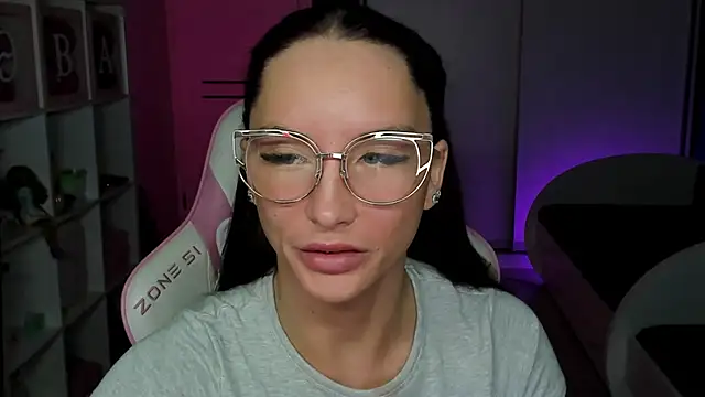 Snapshot of SibylVex chatting on January 9, 2026, 10:40 am SibylVex online show from January 9, 2026, 10:40 am