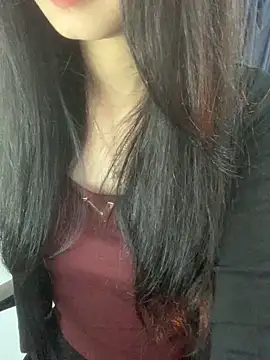 Jennybae23 online show from February 1, 2026, 6:06 pm