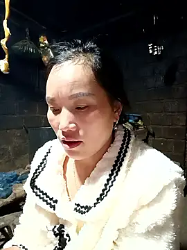 Snapshot of yu--yo chatting on January 9, 2026, 1:14 pm yu--yo online show from January 9, 2026, 1:14 pm