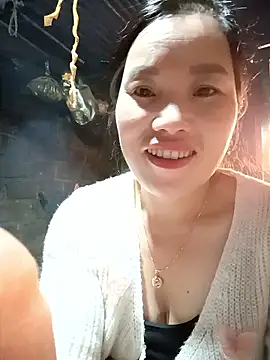 Snapshot of yu--yo chatting on January 12, 2026, 1:44 am yu--yo online show from January 12, 2026, 1:44 am