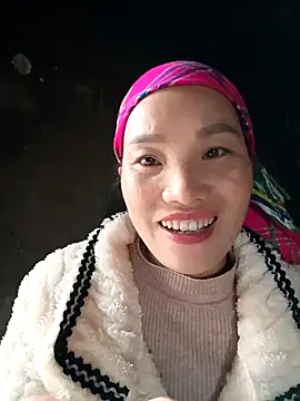 Snapshot of yu--yo chatting on January 13, 2026, 3:23 am yu--yo online show from January 13, 2026, 3:23 am