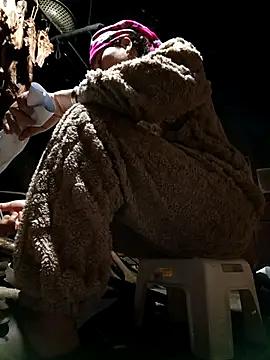 yu--yo online show from February 18, 2026, 11:33 pm