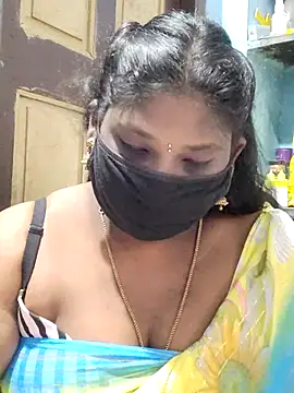 Snapshot of divyasree1431 chatting on June 26, 2026, 2:43 pm divyasree1431 online show from June 26, 2026, 2:43 pm