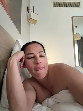 Maya-www online show from February 28, 2026, 8:15 am