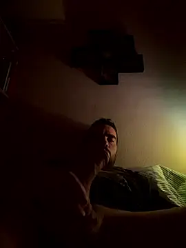 Apalancado94 online show from January 8, 2026, 10:23 pm