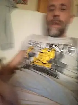 Snapshot of Amoalastransyadoroserfoll chatting on January 11, 2026, 12:59 am Amoalastransyadoroserfoll online show from January 11, 2026, 12:59 am