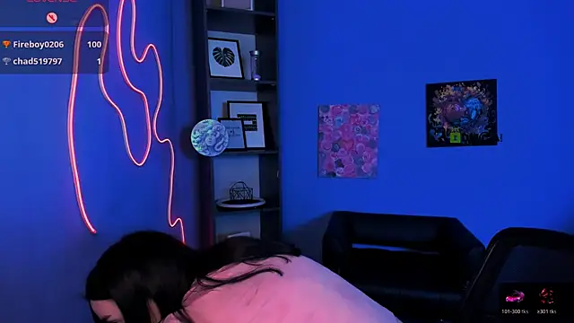 monica xcx online show from April 1, 2026, 1:39 am