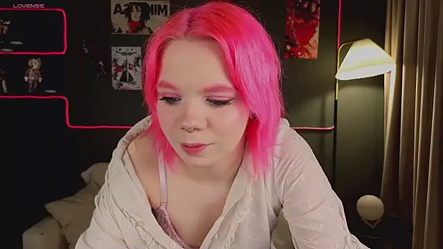 Waifu Ketrin online show from April 24, 2026, 7:00 am