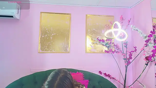 minniesofi online show from January 12, 2026, 11:48 am