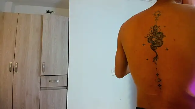 LeoHard   online show from February 3, 2026, 2:53 am