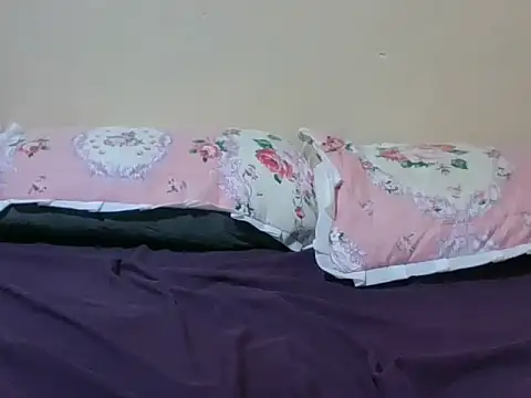 Quueenafrica online show from January 7, 2026, 6:21 pm