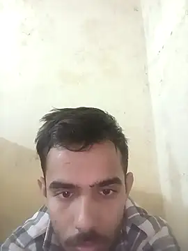 Rajkuma12345 online show from January 14, 2026, 3:34 am